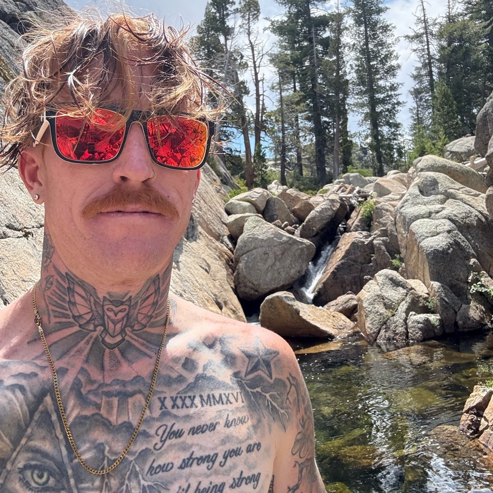 Meet your Posher, Jason